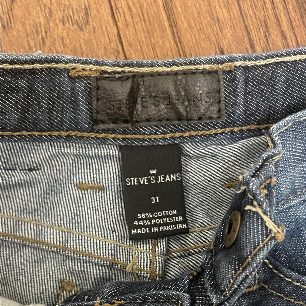 Stylish Kids' Denim Jeans - Picture 2 of 3